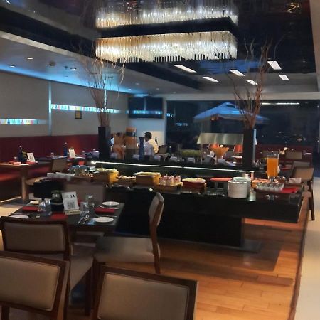 The Pride Hotel, Bangalore Bagian luar foto