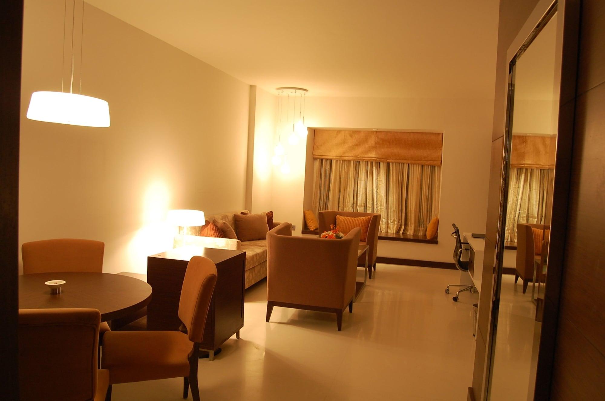 The Pride Hotel, Bangalore Bagian luar foto