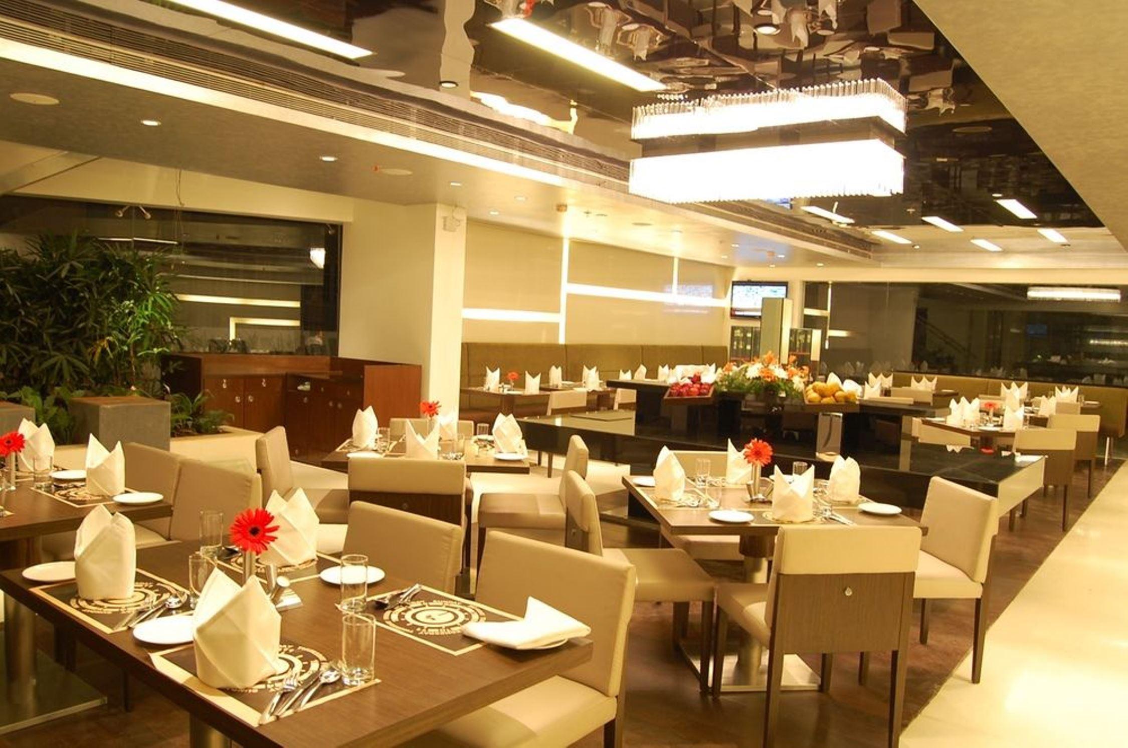 The Pride Hotel, Bangalore Bagian luar foto