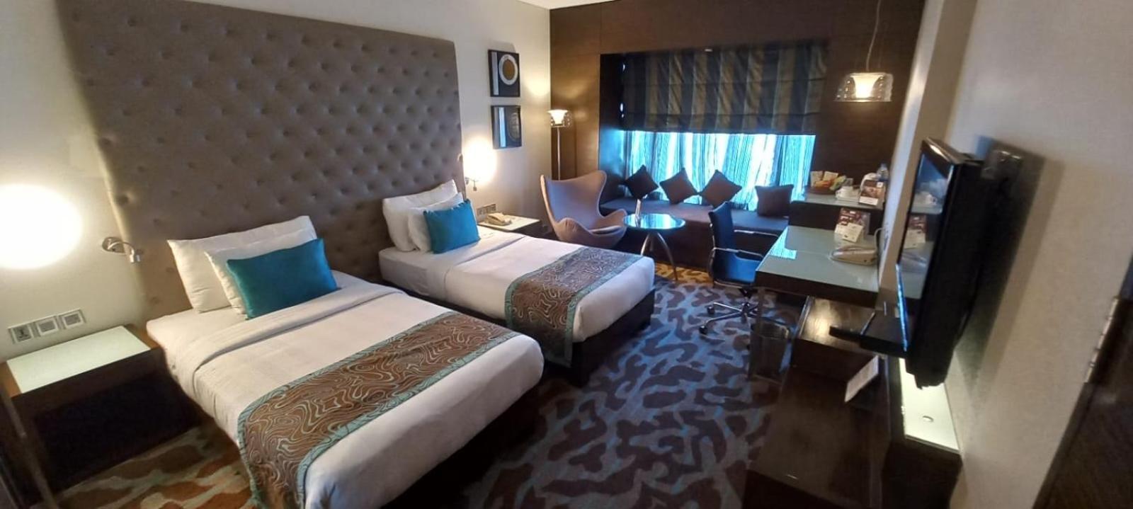 The Pride Hotel, Bangalore Bagian luar foto